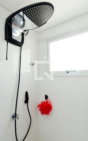 Apartamento à venda com 58m², 2 quartos e 2 vagasBanheiro da Suíte