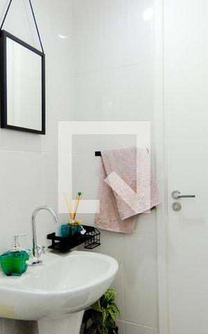Apartamento à venda com 58m², 2 quartos e 2 vagasBanheiro Social