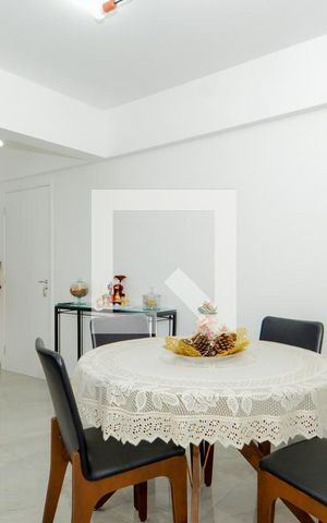 Apartamento à venda com 58m², 2 quartos e 2 vagasSala