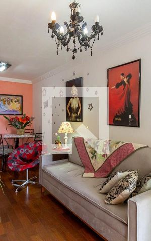 Apartamento à venda com 70m², 2 quartos e 2 vagas Apartamento à venda com 70m², 2 quartos e 2 vagasSala