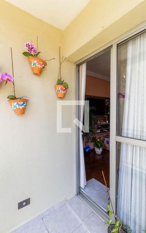 Apartamento à venda com 70m², 2 quartos e 2 vagas Apartamento à venda com 70m², 2 quartos e 2 vagasVaranda