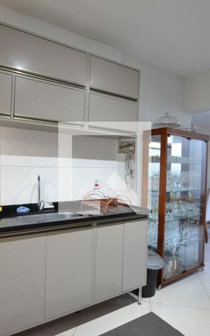 Casa para alugar com 306m², 4 quartos e 2 vagasCozinha