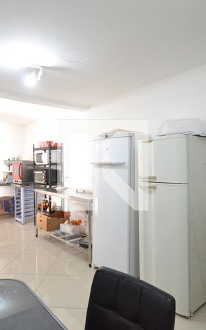 Casa para alugar com 306m², 4 quartos e 2 vagasQuarto 1