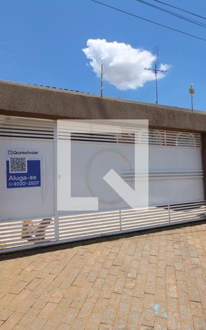 Casa à venda com 398m², 3 quartos e 3 vagasFachada