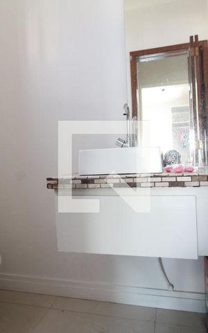 Casa à venda com 340m², 4 quartos e 4 vagasBanheiro