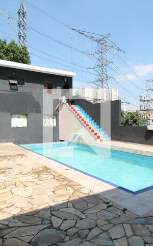 Casa à venda com 340m², 4 quartos e 4 vagasQuintal e Piscina