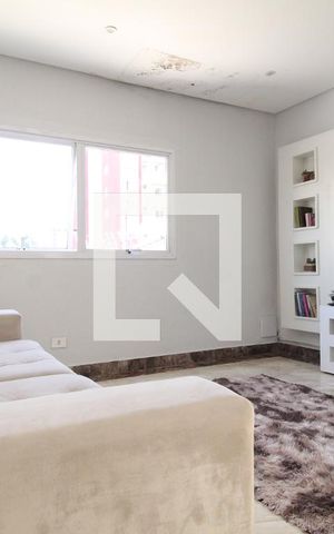 Casa à venda com 340m², 4 quartos e 4 vagasSala