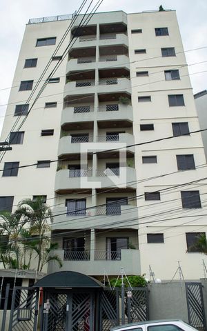 Apartamento à venda com 63m², 2 quartos e 1 vaga Apartamento à venda com 63m², 2 quartos e 1 vagaFachada