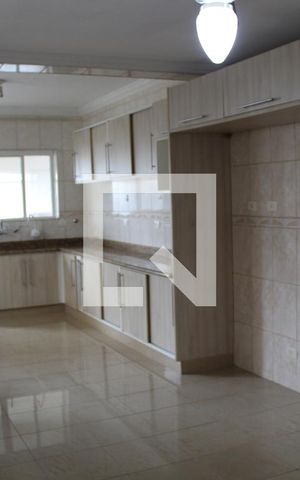 Casa para alugar com 192m², 3 quartos e 4 vagasCozinha