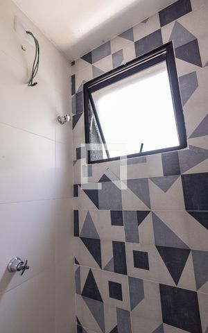 Apartamento para alugar com 30m², 1 quarto e sem vaga Apartamento para alugar com 30m², 1 quarto e sem vagaBanheiro Social