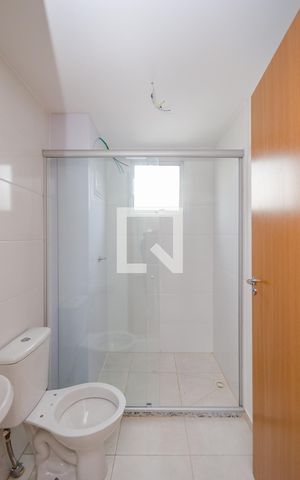 Apartamento para alugar com 47m², 2 quartos e 1 vaga Apartamento para alugar com 47m², 2 quartos e 1 vagaBanheiro
