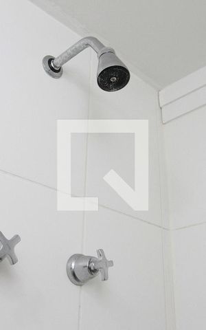 Apartamento à venda com 45m², 1 quarto e 1 vagaSuíte banheiro 