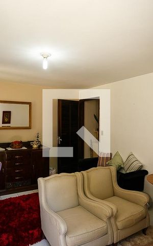 Casa à venda com 250m², 2 quartos e 2 vagas Casa à venda com 250m², 2 quartos e 2 vagassala