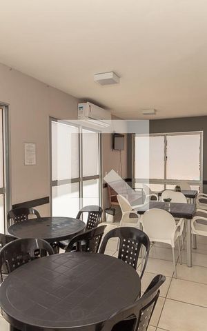 Apartamento para alugar com 43m², 2 quartos e 1 vaga Apartamento para alugar com 43m², 2 quartos e 1 vagaÁrea comum - Salão de festas