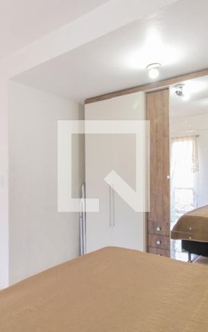 Casa de condomínio à venda com 180m², 4 quartos e 1 vaga Casa de condomínio à venda com 180m², 4 quartos e 1 vagaQuarto 1 - Suíte