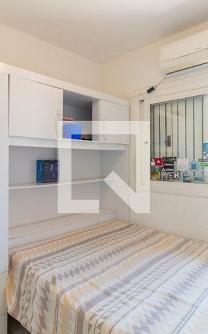 Casa de condomínio à venda com 180m², 4 quartos e 1 vaga Casa de condomínio à venda com 180m², 4 quartos e 1 vagaQuarto 3