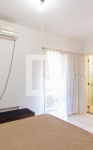 Casa de condomínio à venda com 180m², 4 quartos e 1 vaga Casa de condomínio à venda com 180m², 4 quartos e 1 vagaQuarto 1 - Suíte