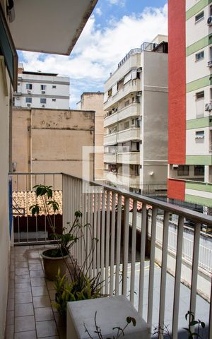 Apartamento para alugar com 90m², 2 quartos e 1 vagaVaranda