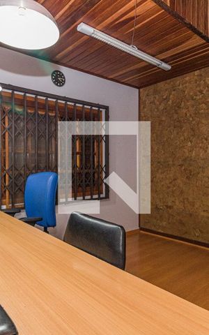 Casa à venda com 380m², 4 quartos e 3 vagasQuarto 4