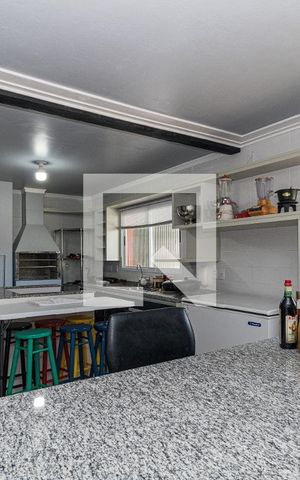 Casa à venda com 380m², 4 quartos e 3 vagasÁrea gourmet