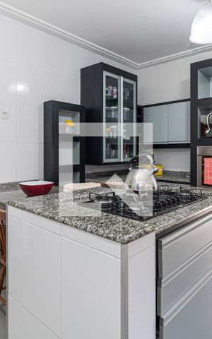 Casa à venda com 380m², 4 quartos e 3 vagasCozinha