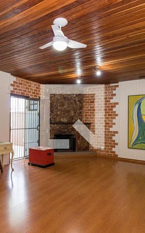 Casa à venda com 380m², 4 quartos e 3 vagasQuarto 2 Suite