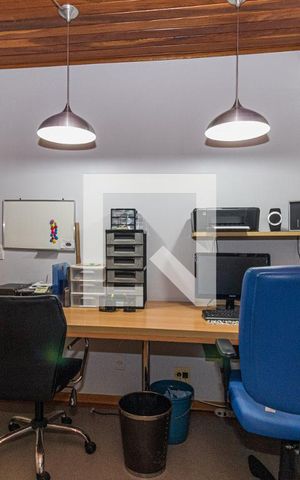 Casa à venda com 380m², 4 quartos e 3 vagasQuarto 4
