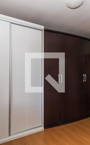 Casa à venda com 380m², 4 quartos e 3 vagasCloset da suíte 2