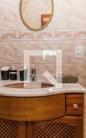 Casa à venda com 380m², 4 quartos e 3 vagasBanheiro da Suíte 3