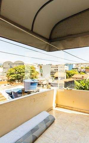 Casa à venda com 120m², 4 quartos e 2 vagas Casa à venda com 120m², 4 quartos e 2 vagasÁrea de Serviço