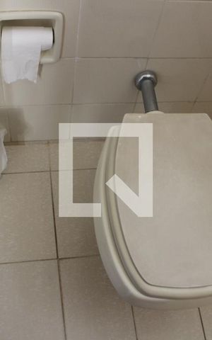 Casa à venda com 356m², 4 quartos e 4 vagasBanheiro do Salão