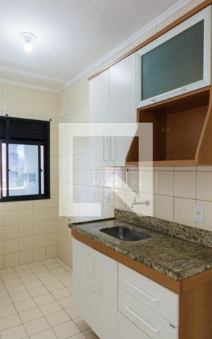 Apartamento à venda com 80m², 3 quartos e 1 vagaCozinha e Área de Serviço