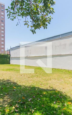 Apartamento à venda com 97m², 2 quartos e 1 vaga Apartamento à venda com 97m², 2 quartos e 1 vagaQuadra Esportiva