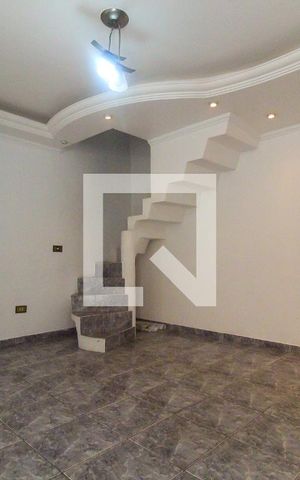 Casa para alugar com 240m², 3 quartos e 2 vagas Casa para alugar com 240m², 3 quartos e 2 vagasSala 1