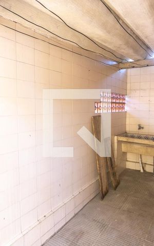 Casa à venda com 250m², 2 quartos e sem vaga Casa à venda com 250m², 2 quartos e sem vagaÁrea de serviço