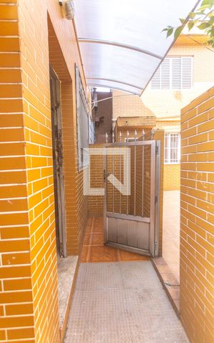 Casa à venda com 250m², 2 quartos e sem vaga Casa à venda com 250m², 2 quartos e sem vagaÁrea de serviço