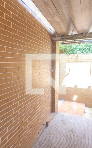 Casa à venda com 250m², 2 quartos e sem vaga Casa à venda com 250m², 2 quartos e sem vagaÁrea de serviço