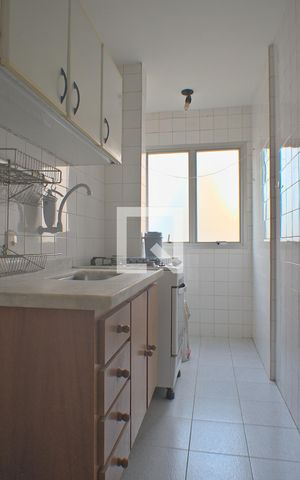Studio à venda com 42m², 1 quarto e sem vaga Studio à venda com 42m², 1 quarto e sem vagaCozinha e Área de Serviço