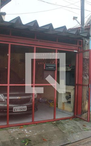Casa à venda com 92m², 3 quartos e 2 vagasFachada