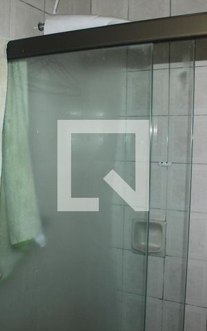 Casa à venda com 92m², 3 quartos e 2 vagasBanheiro de serviço
