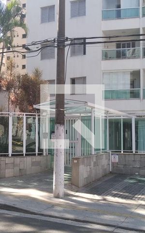 Apartamento para alugar com 150m², 4 quartos e 1 vaga Apartamento para alugar com 150m², 4 quartos e 1 vagaFachada