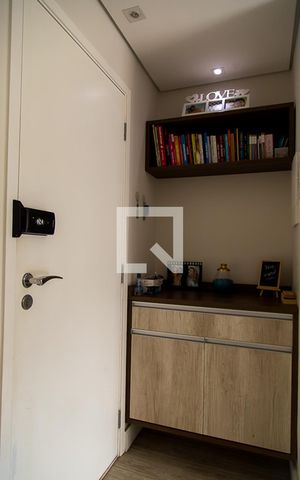 Apartamento à venda com 53m², 2 quartos e 1 vagaSala - Hall de entrada