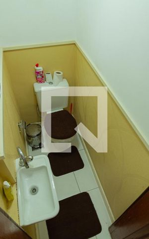Casa de condomínio à venda com 90m², 4 quartos e 1 vaga Casa de condomínio à venda com 90m², 4 quartos e 1 vagaLavabo