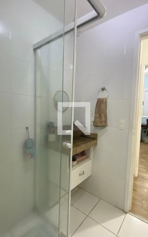 Apartamento à venda com 80m², 3 quartos e 2 vagasBanheiro Social
