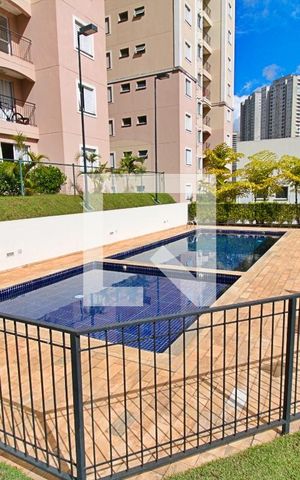 Apartamento para alugar com 50m², 2 quartos e 1 vaga Apartamento para alugar com 50m², 2 quartos e 1 vagaÁrea comum - Piscina