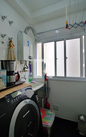 Apartamento para alugar com 50m², 2 quartos e 1 vaga Apartamento para alugar com 50m², 2 quartos e 1 vagaÁrea de Serviço