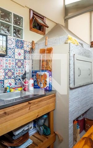 Casa de condomínio à venda com 139m², 3 quartos e 1 vaga Casa de condomínio à venda com 139m², 3 quartos e 1 vagaChurrasqueira