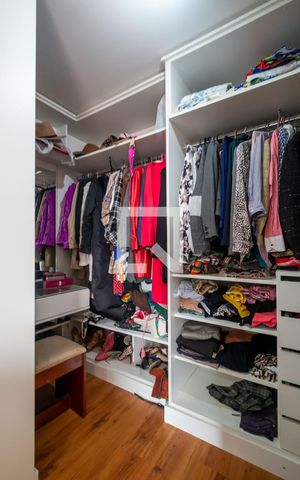 Casa de condomínio à venda com 139m², 3 quartos e 1 vaga Casa de condomínio à venda com 139m², 3 quartos e 1 vagaSuíte