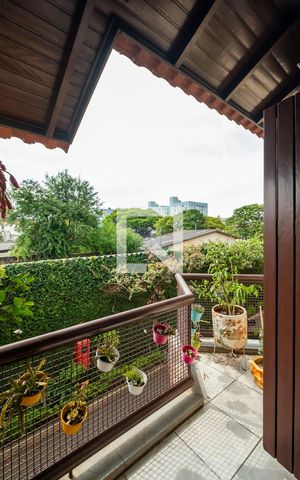 Casa de condomínio à venda com 139m², 3 quartos e 1 vaga Casa de condomínio à venda com 139m², 3 quartos e 1 vagaSuíte