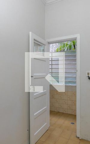Apartamento à venda com 98m², 2 quartos e sem vagaQuarto de Serviço